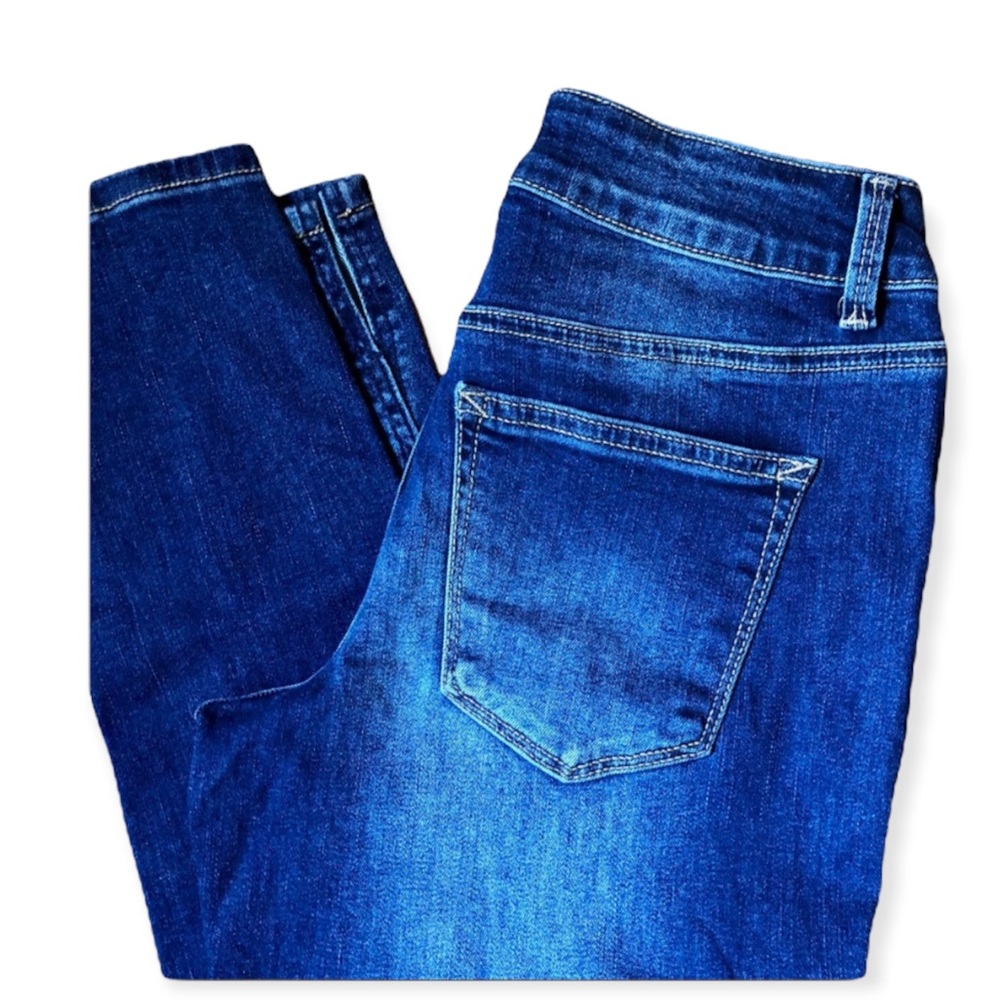 3/$20 MAURICES Skinny Jeans NWT Cropped Slit Denim Blue Juniors Size 1/2
